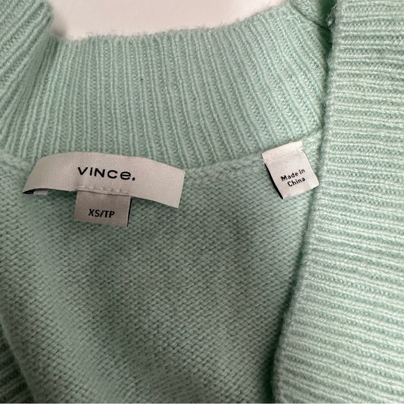 Vince Light Green V-Neck Women's Sweater wool/cashmere blend size XS - Picture 6 of 9